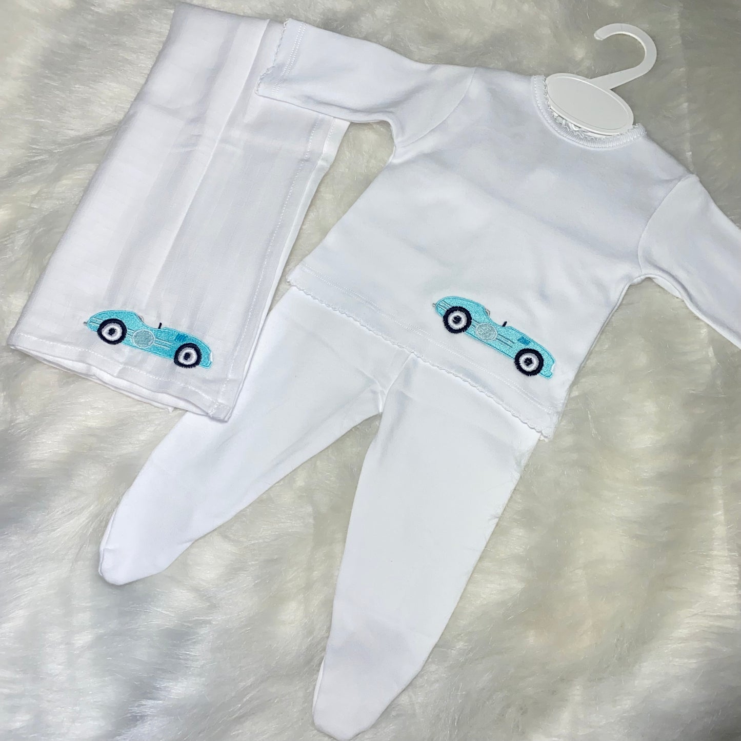 Vintage car set with muslin