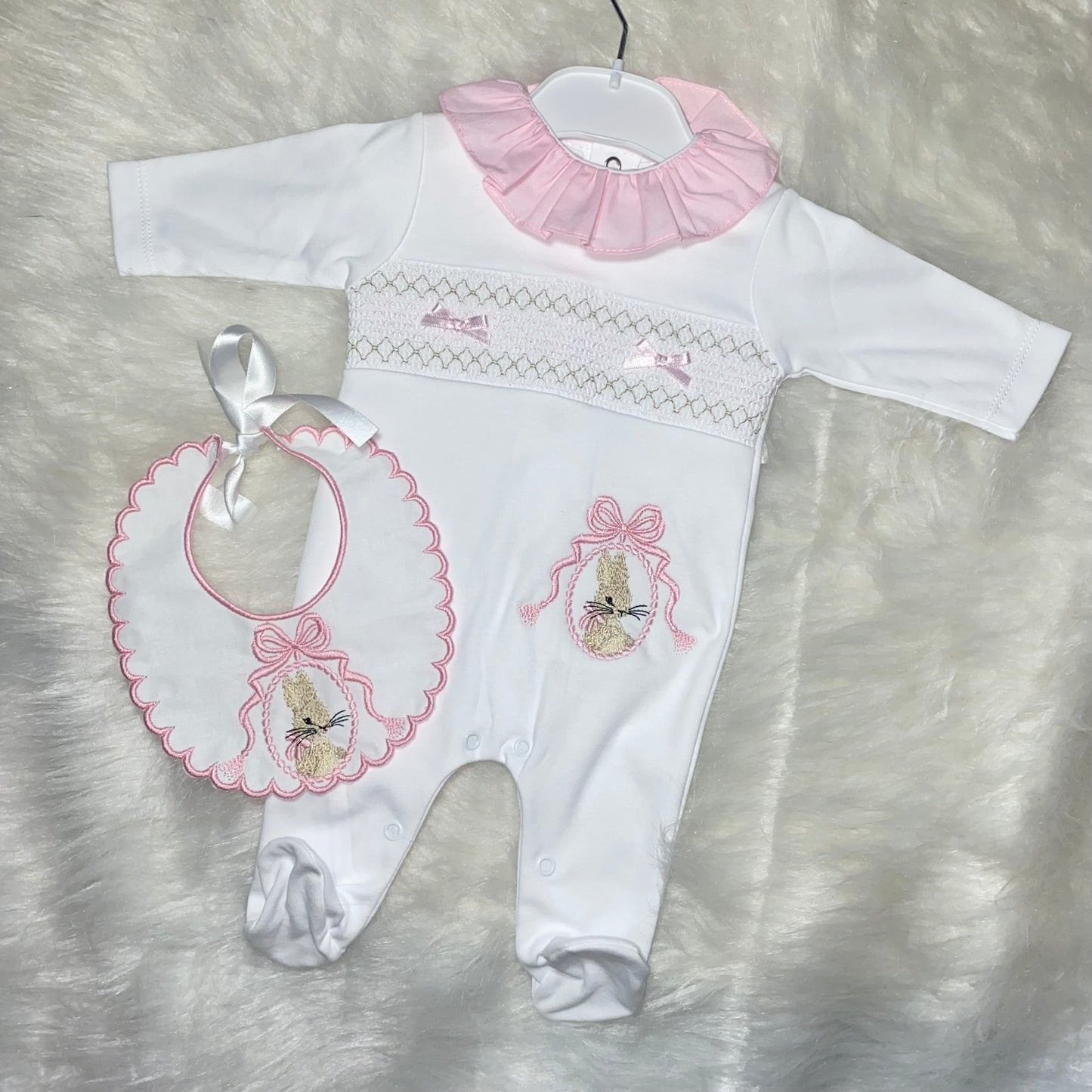 1m bunny with bow boarder set