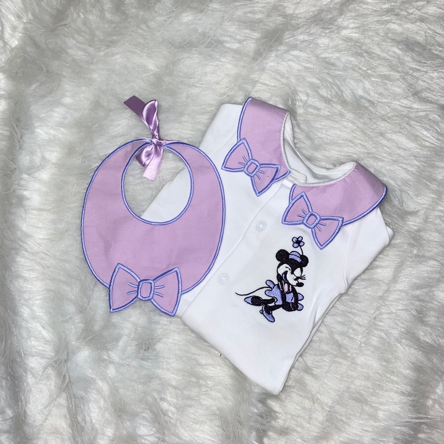 Original Minnie Mouse (MADE TO ORDER) can be made in other colours!
