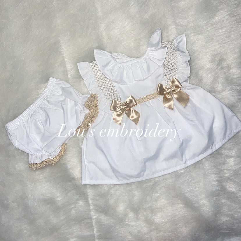 White and beige set