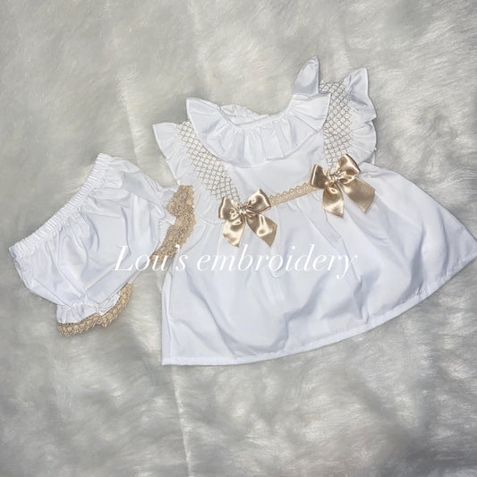 White and beige set
