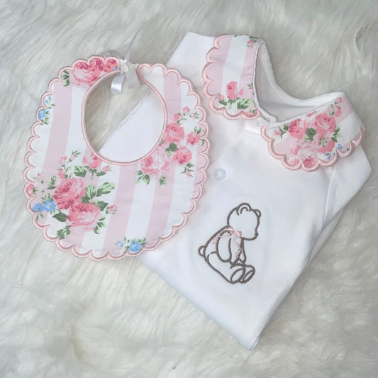 Dainty bear set floral (made to order)