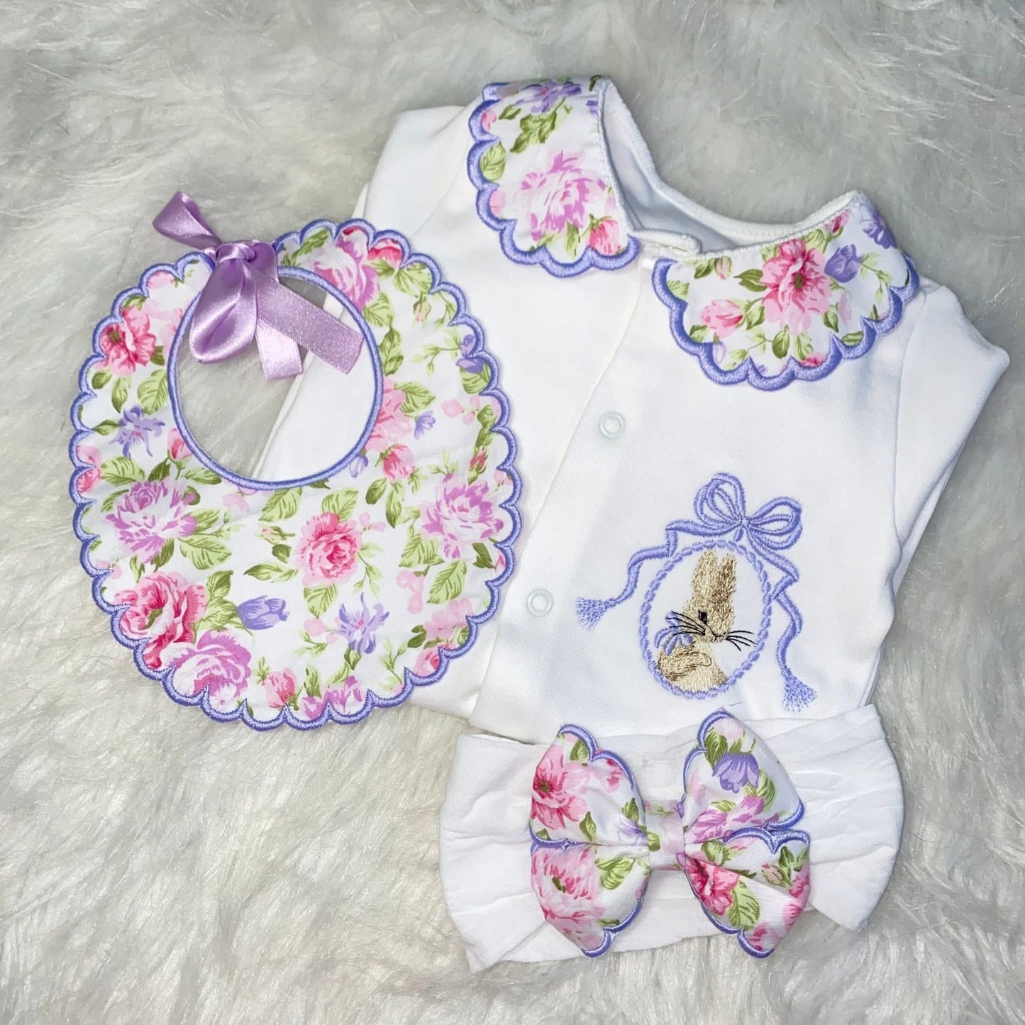 Floral bunny set