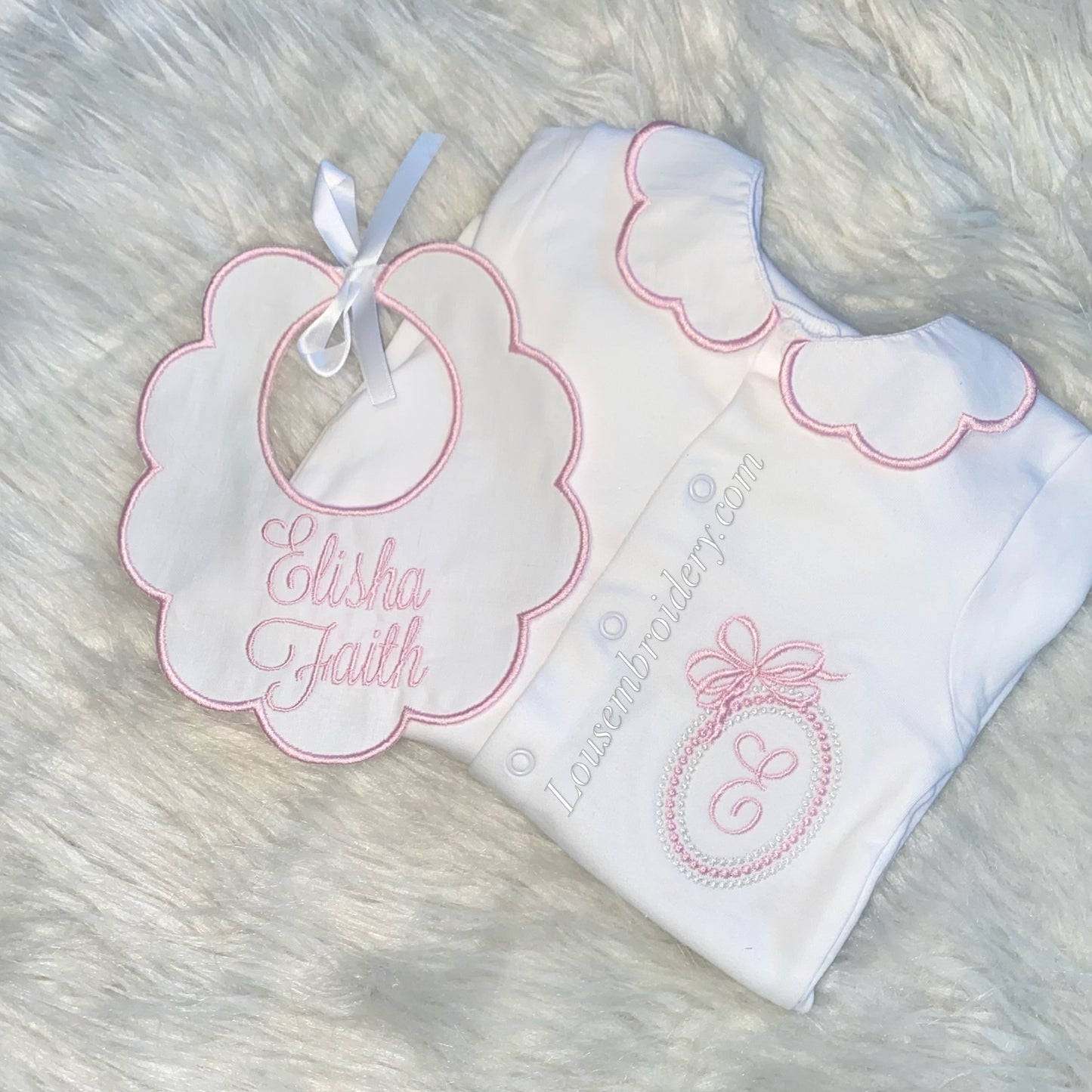 Bow monogram set (switch pink to any colour) (MADE TO ORDER)