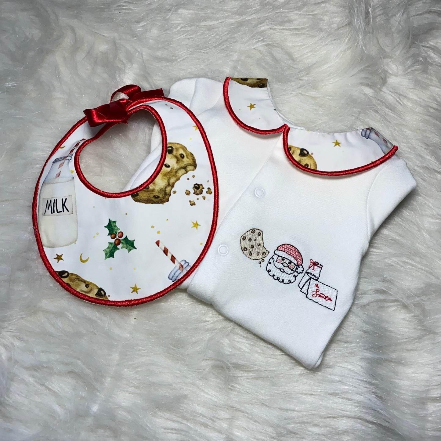 Milk and cookies set (leave name in order notes)