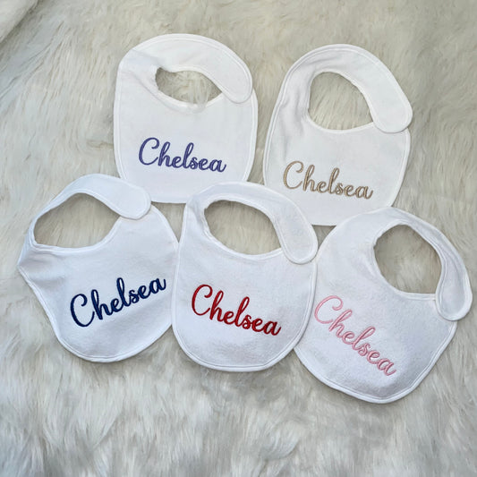 5x bibs with a name