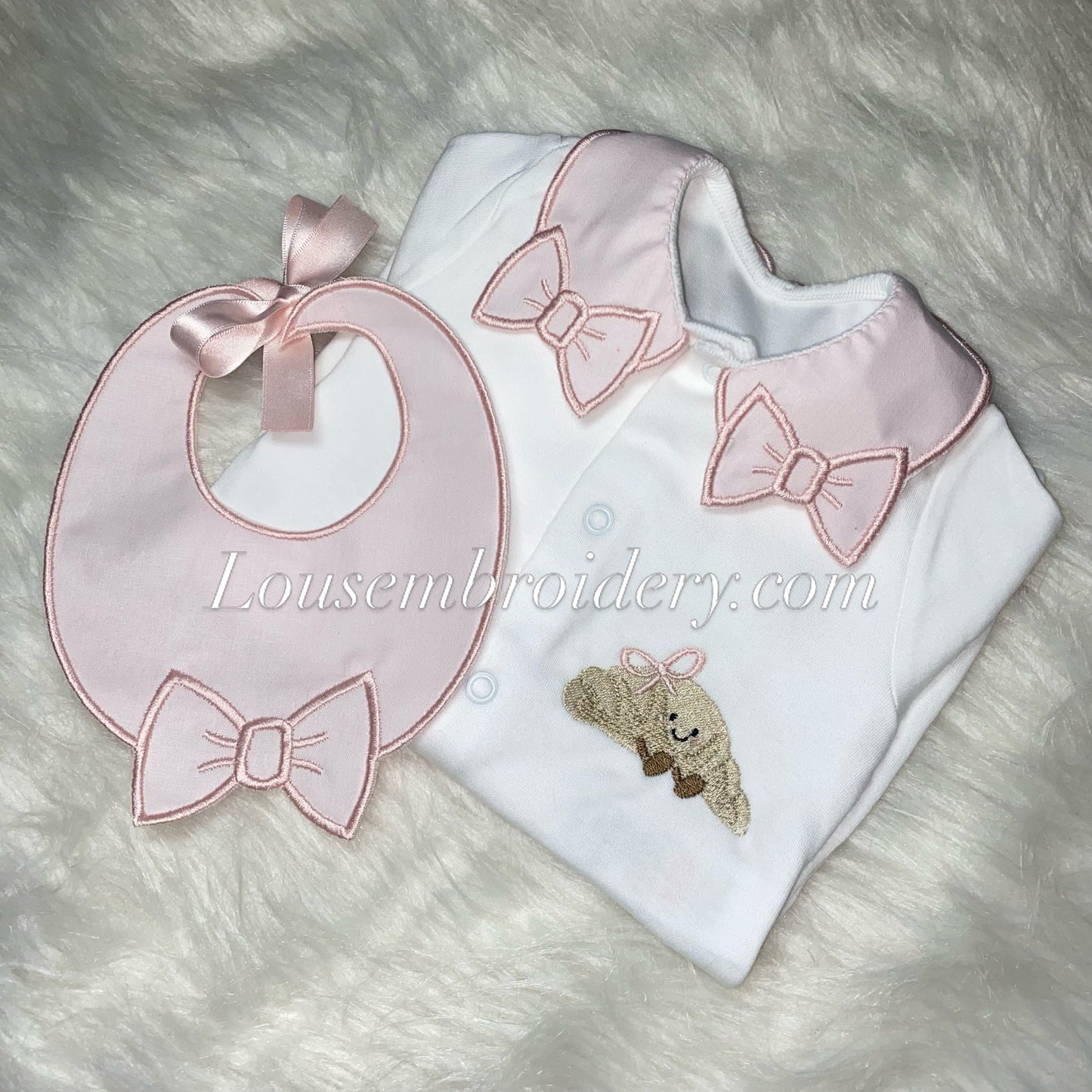 Crossiant set ( MADE TO ORDER)